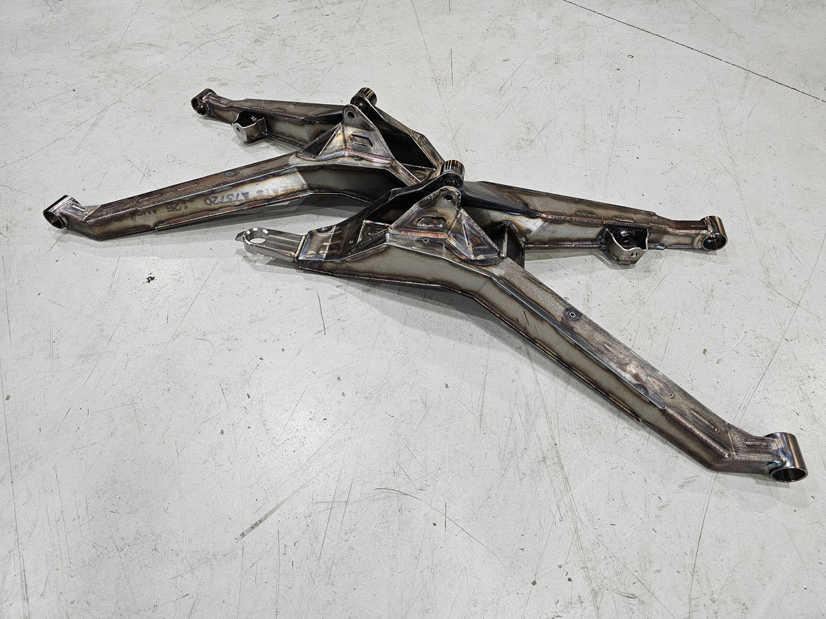 Maverick R Pro Desert Chromoly Lower A Arms - product image 3