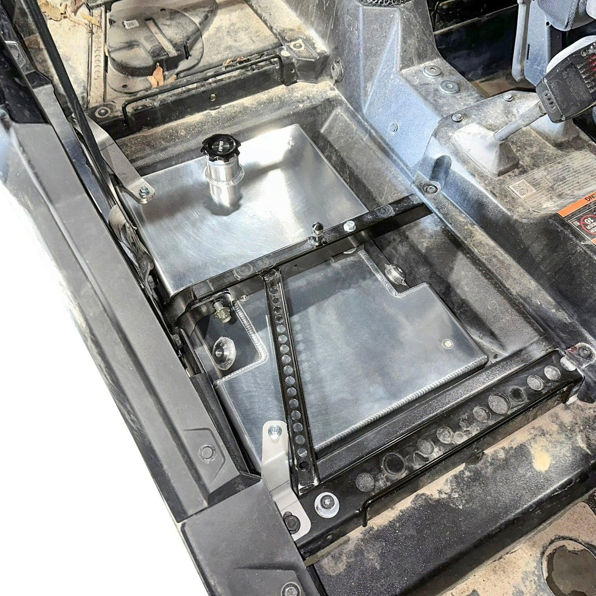 RPM RZR Auxiliary Fuel Tank - 4 Seat XPT / XP1000 / Turbo S 4.5G Auxiliary Fuel Gas Tank Kit — view 10