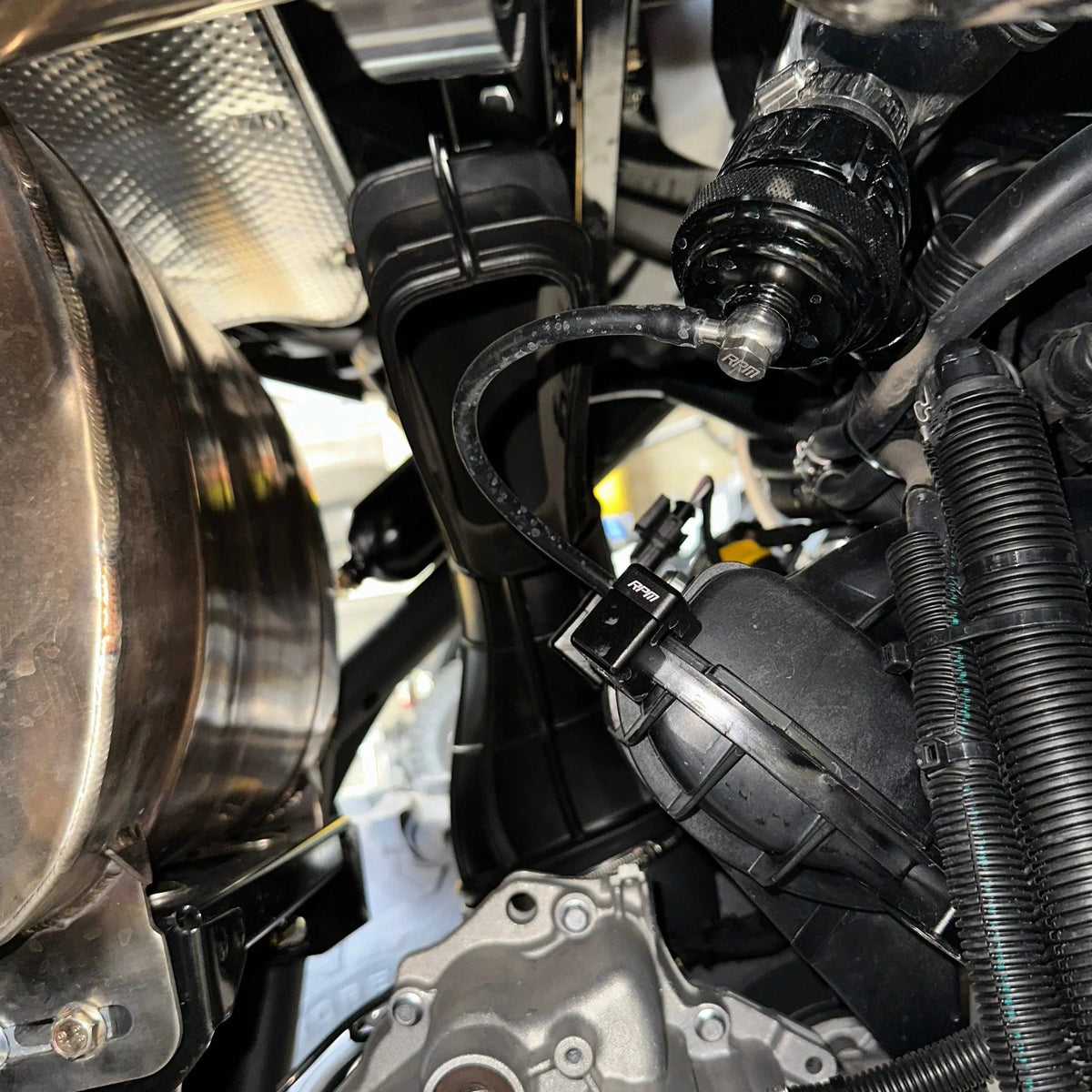 RPM X3 "SHORTY" Reduced Height Silicone Clutch Exhaust Vent Silicone — view 6
