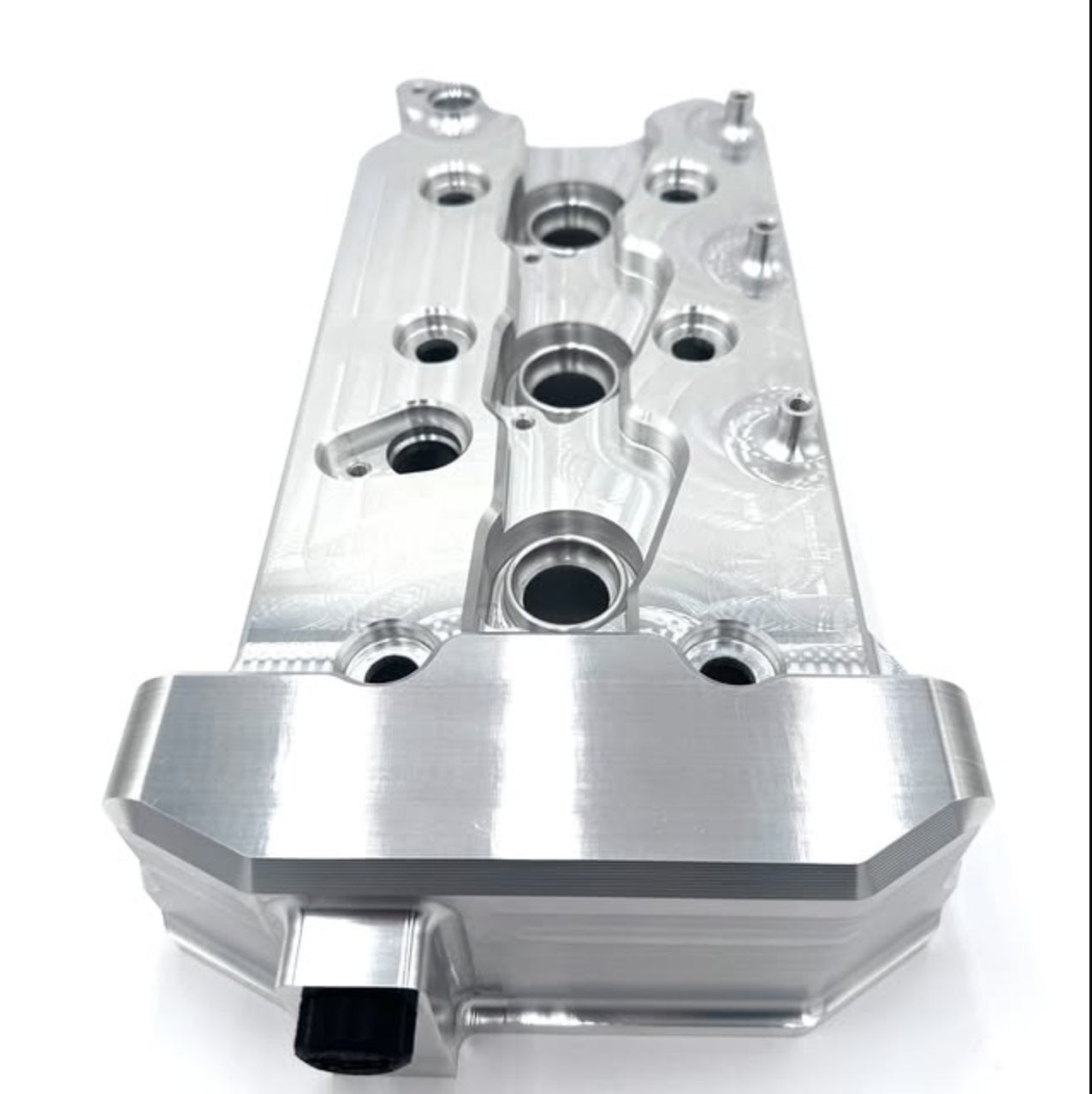 FastUTV Billet Valve Cover for Can-Am X3 with fittings and braided line – high-performance crankcase ventilation upgrade-2