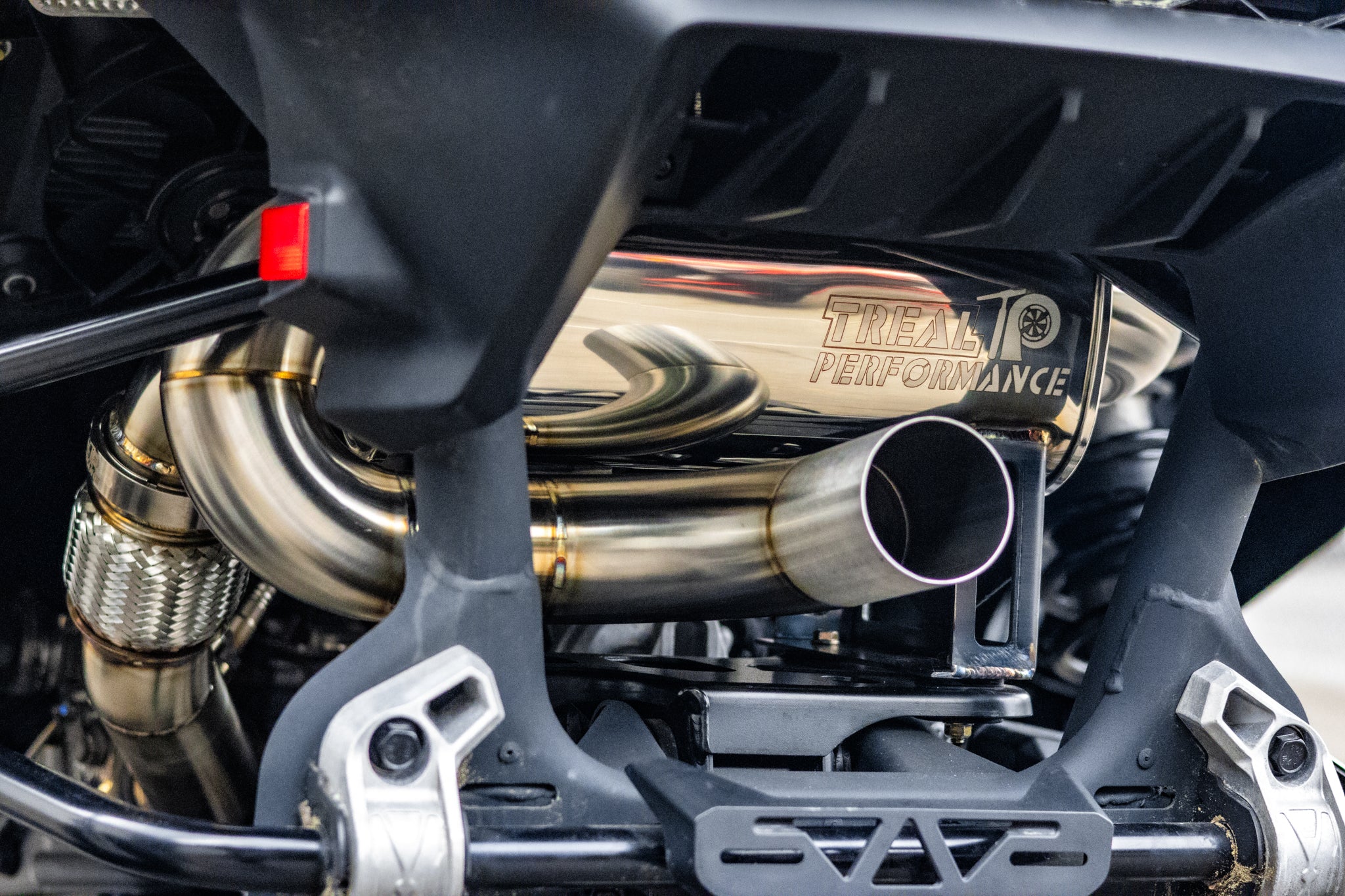 Treal Performance 2024-2025 Can-Am Maverick R "The Patriot" Exhaust System - product view 19