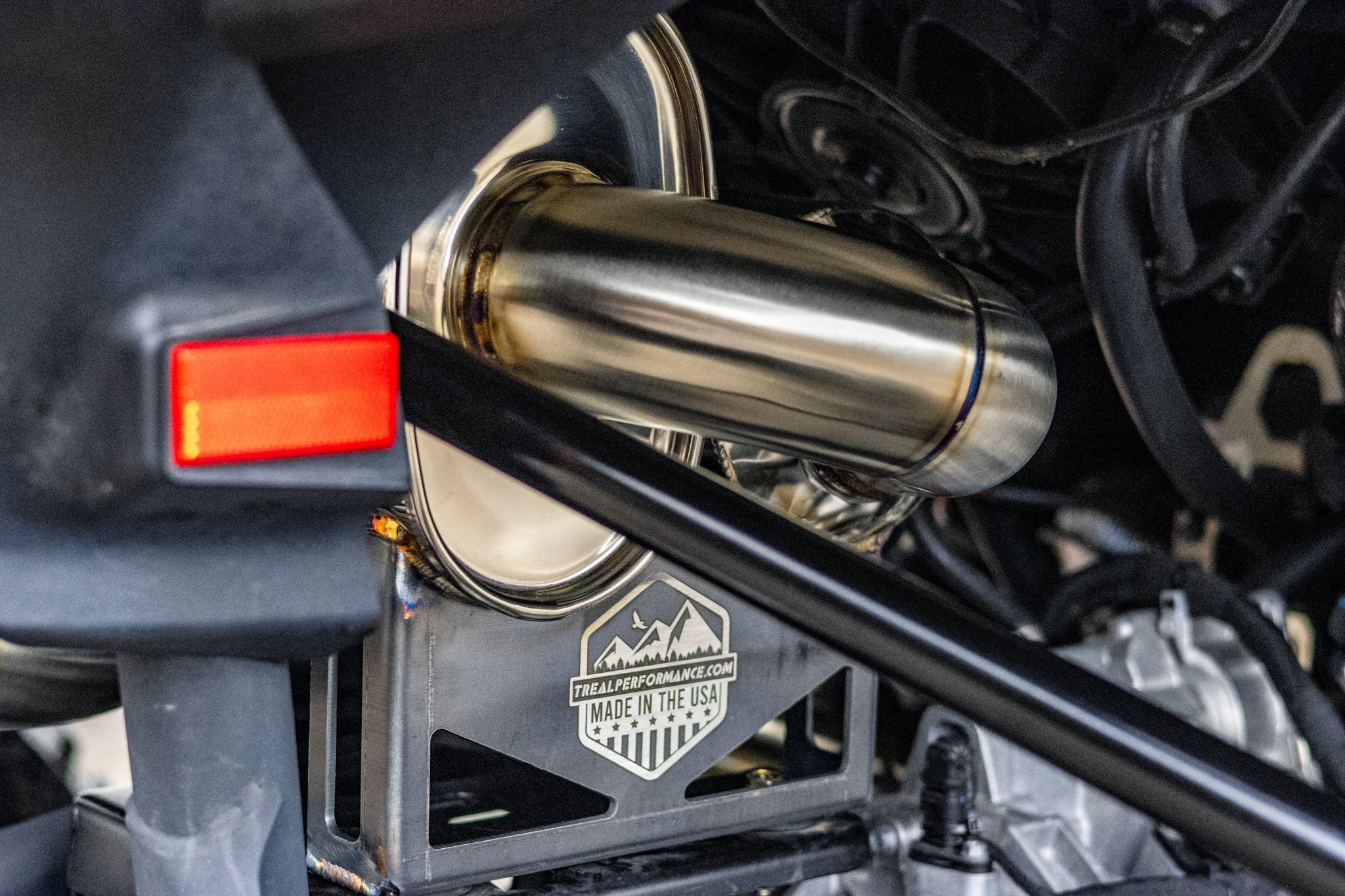 Treal Performance 2024-2025 Can-Am Maverick R "The Patriot" Exhaust System - product view 20