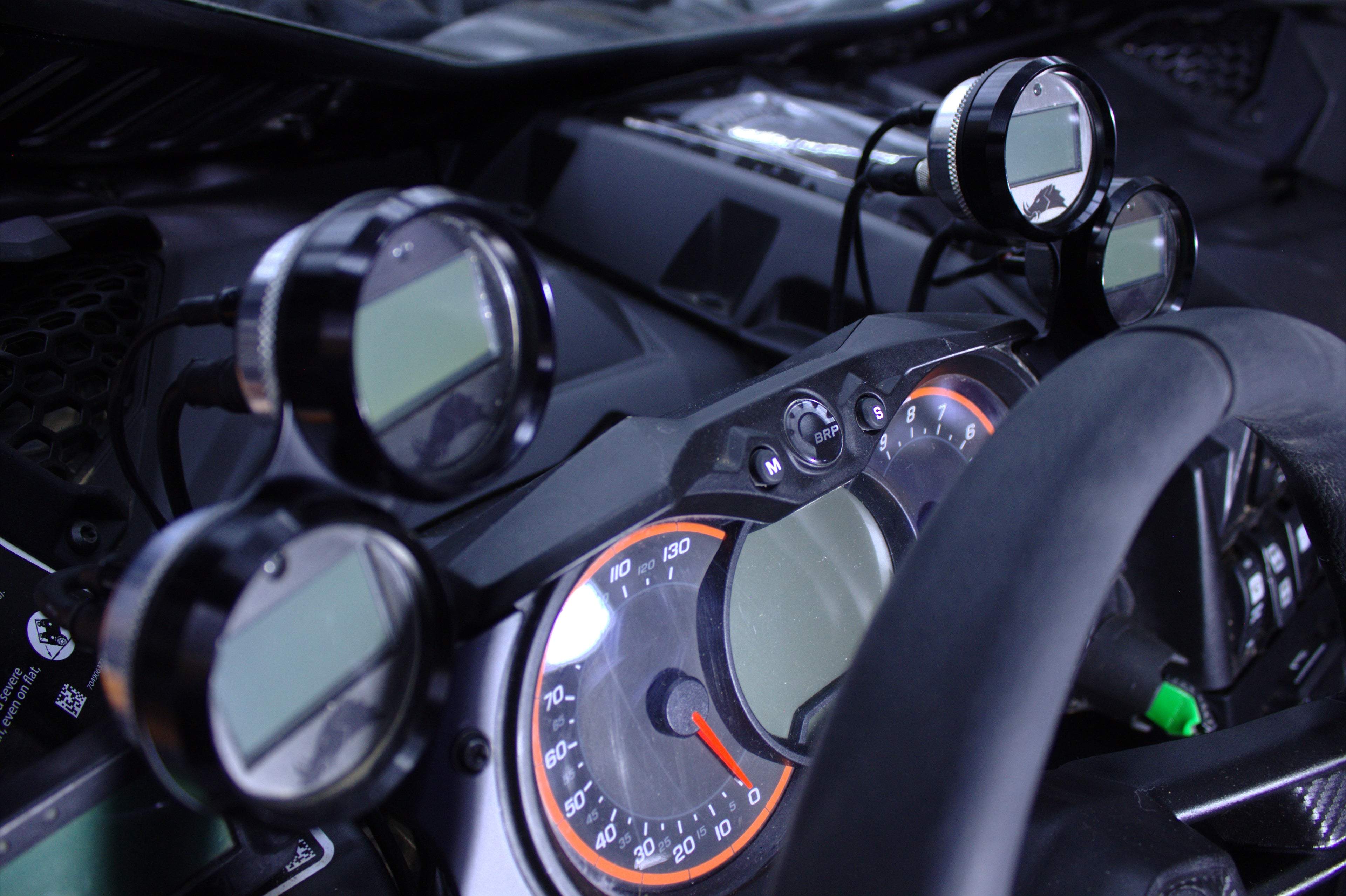 Razorback Can-Am Maverick X3 Early-Style Gauge Cluster Mount - product view 3