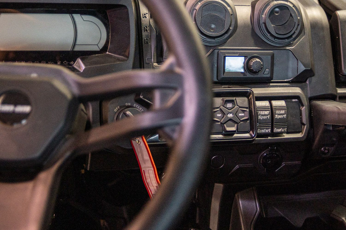 E-CLIK for Can-Am Defender HD10
