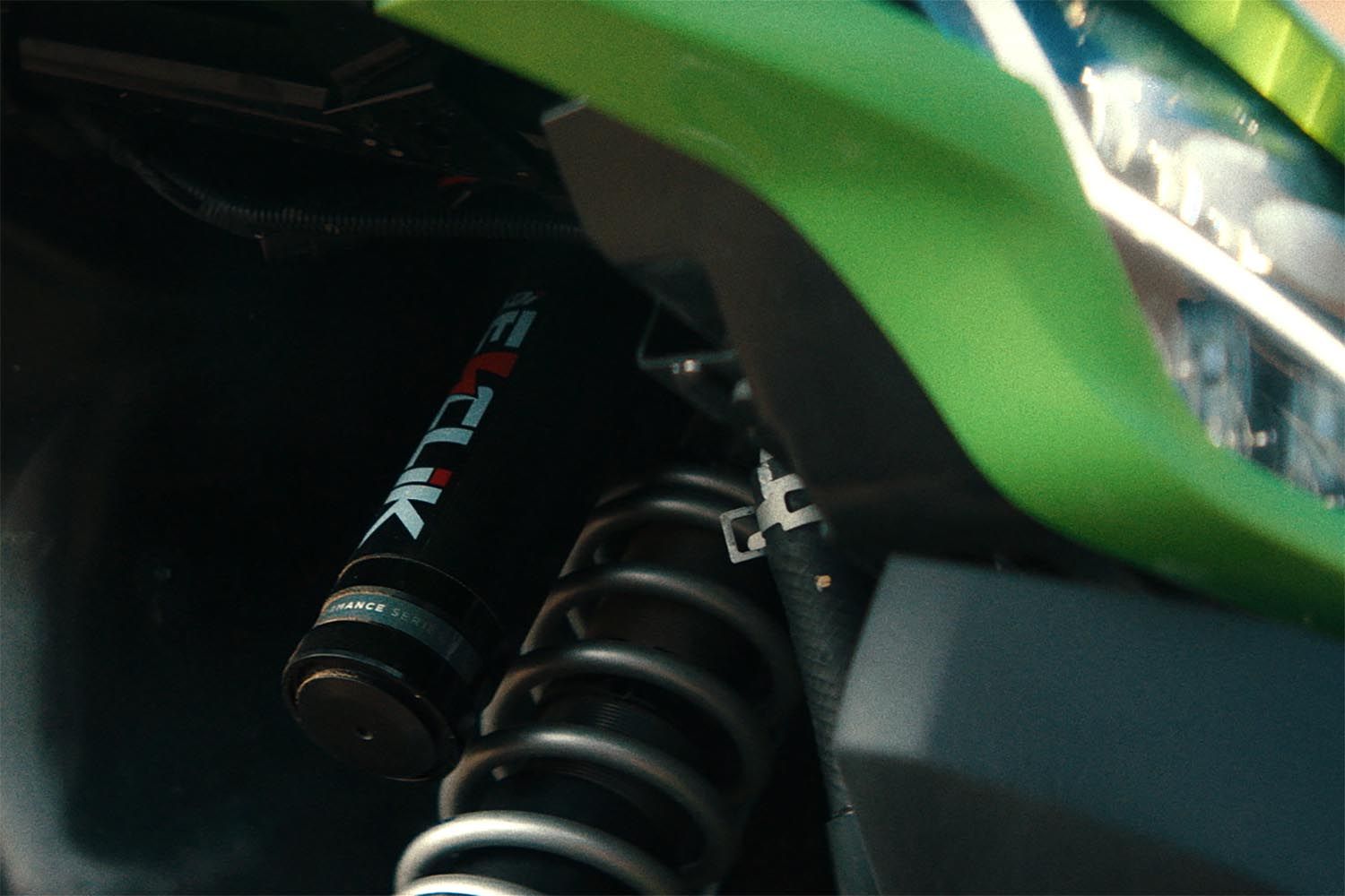 E-CLIK Pro for Polaris SXS with Fox Shocks